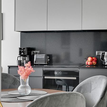Scala 60K City Center Apartments With Parking By Lion Apartments Gdańsk Eksteriør billede
