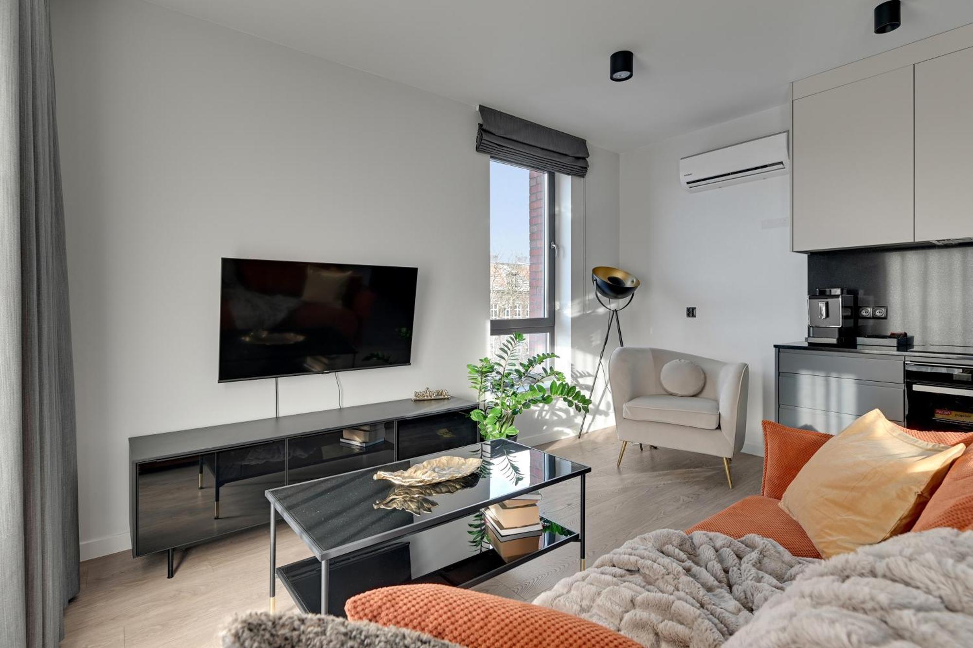 Scala 60K City Center Apartments With Parking By Lion Apartments Gdańsk Eksteriør billede