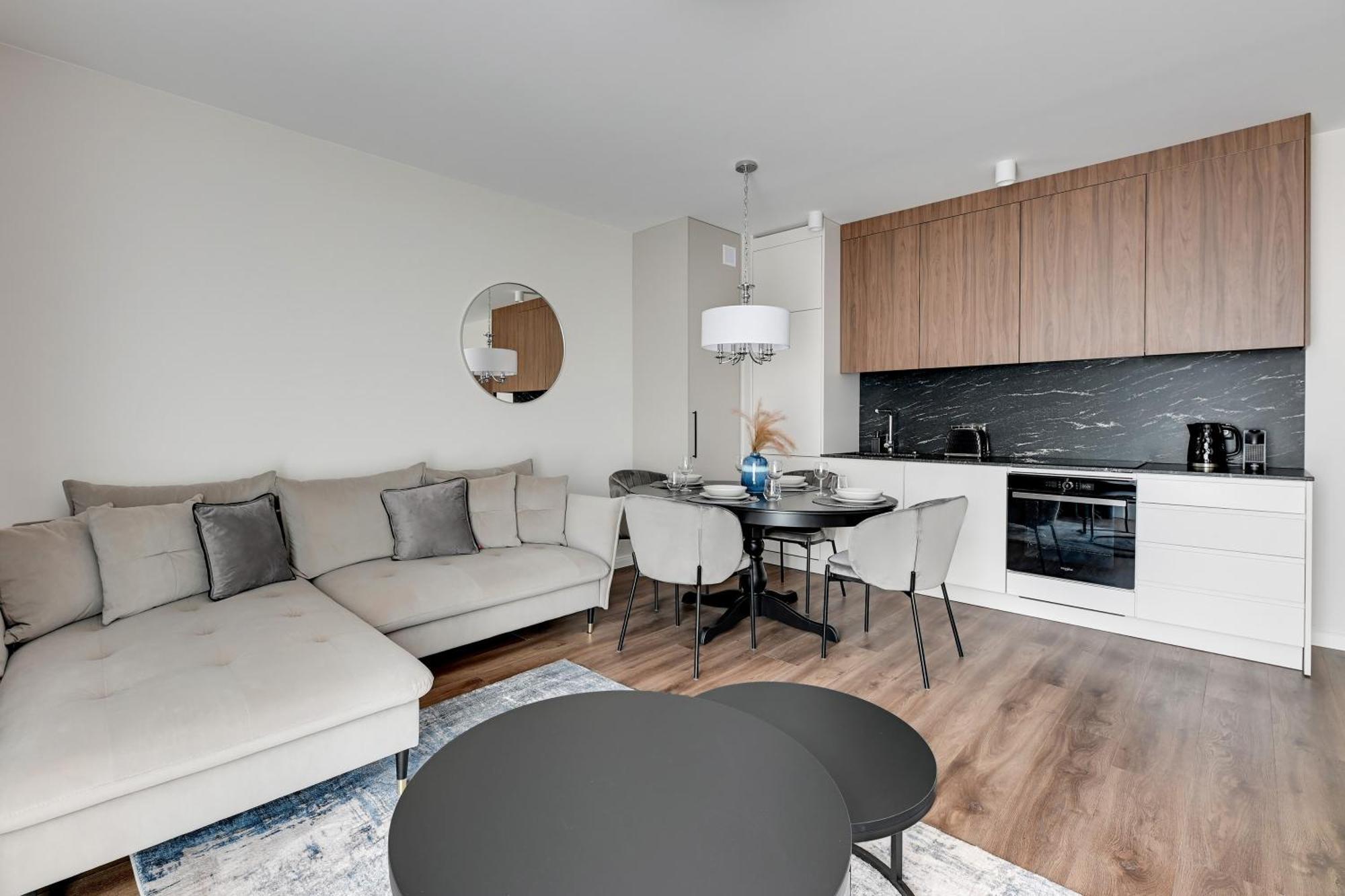 Scala 60K City Center Apartments With Parking By Lion Apartments Gdańsk Eksteriør billede