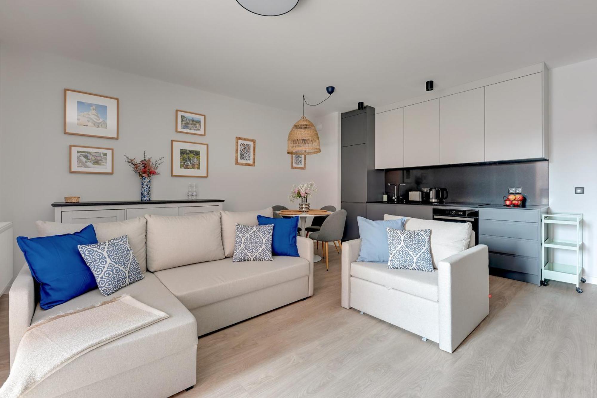 Scala 60K City Center Apartments With Parking By Lion Apartments Gdańsk Eksteriør billede