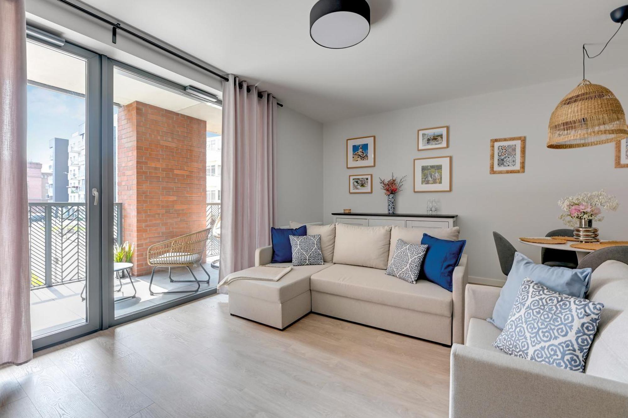 Scala 60K City Center Apartments With Parking By Lion Apartments Gdańsk Eksteriør billede