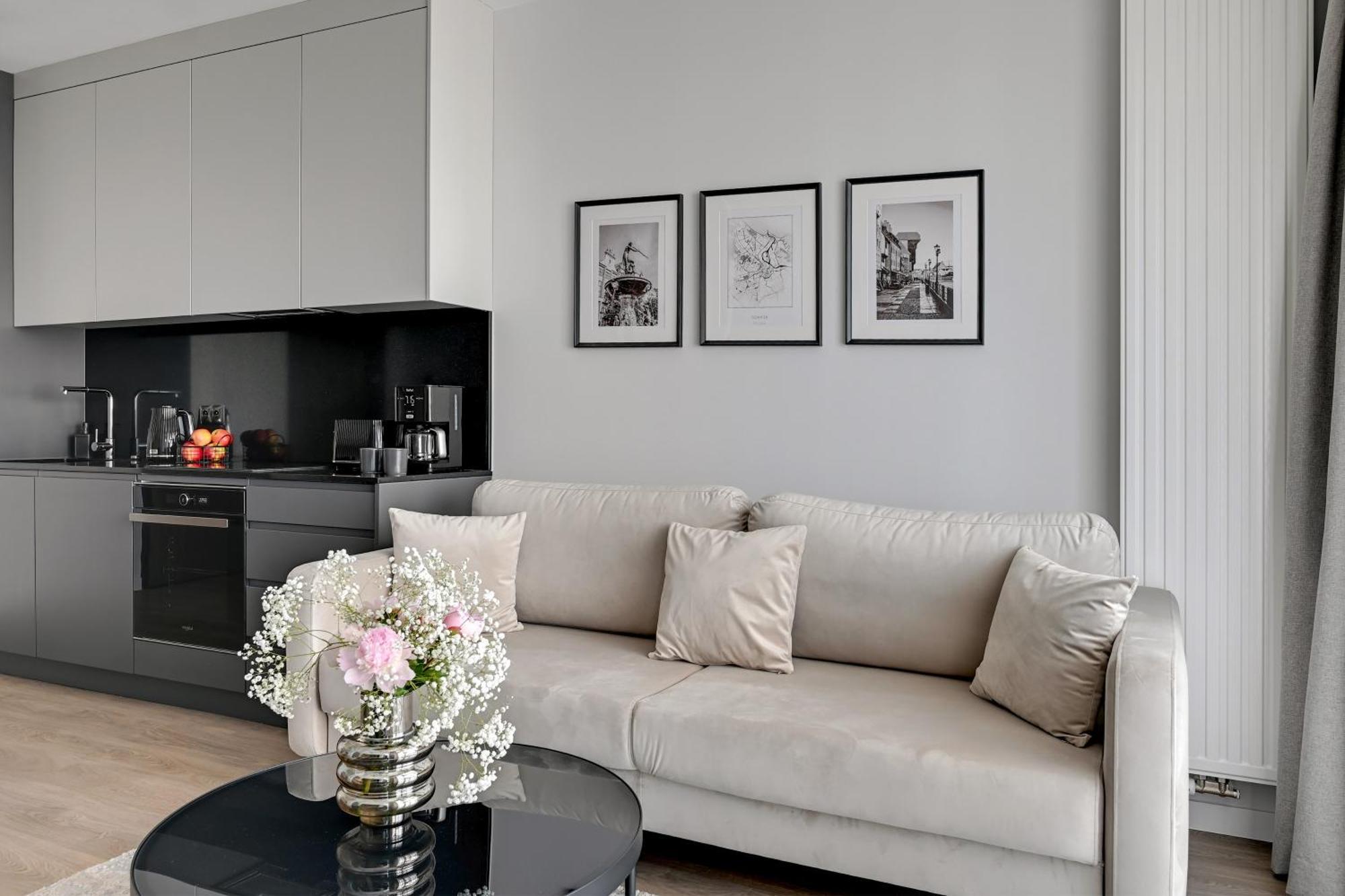 Scala 60K City Center Apartments With Parking By Lion Apartments Gdańsk Eksteriør billede