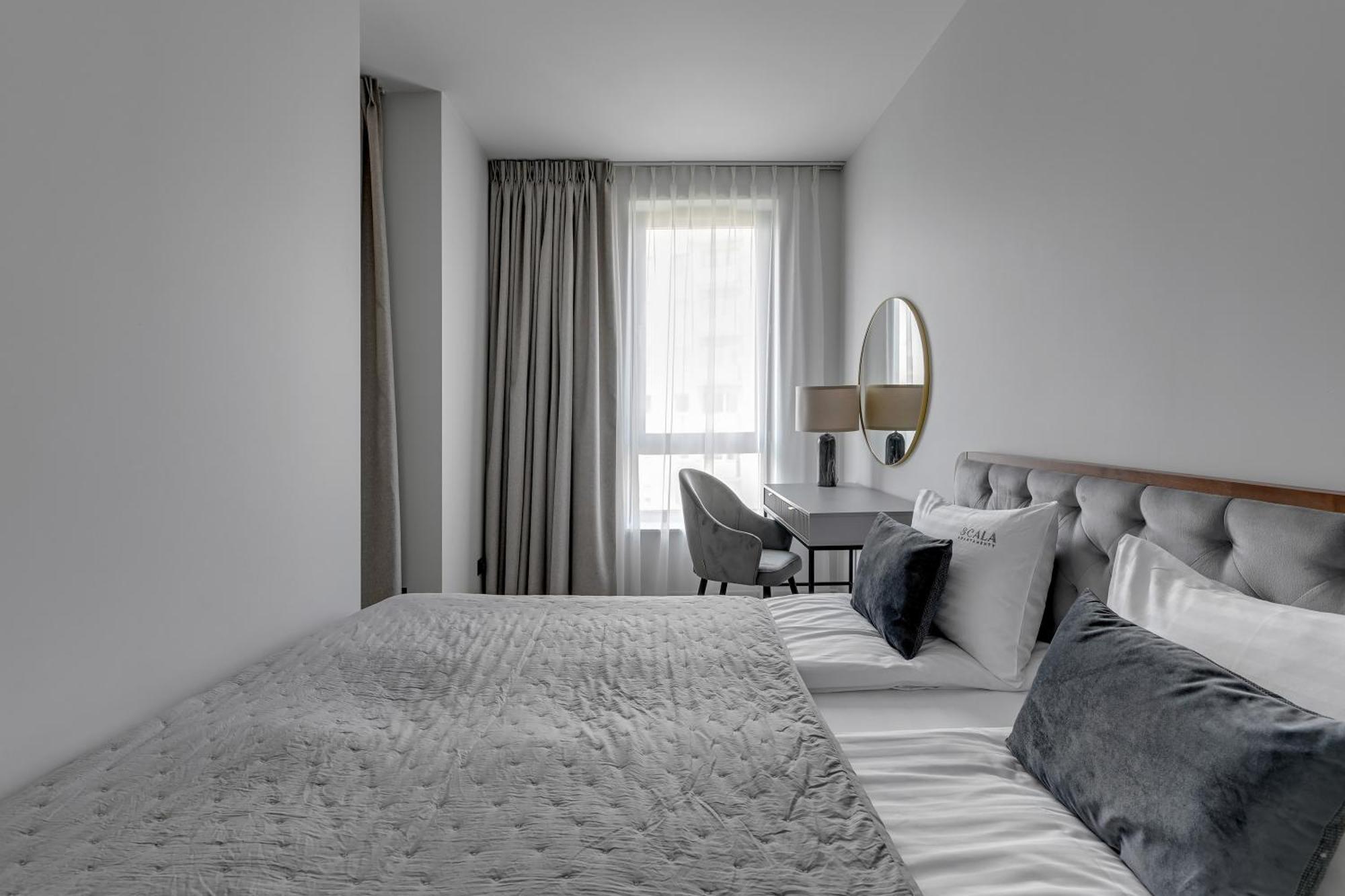 Scala 60K City Center Apartments With Parking By Lion Apartments Gdańsk Eksteriør billede